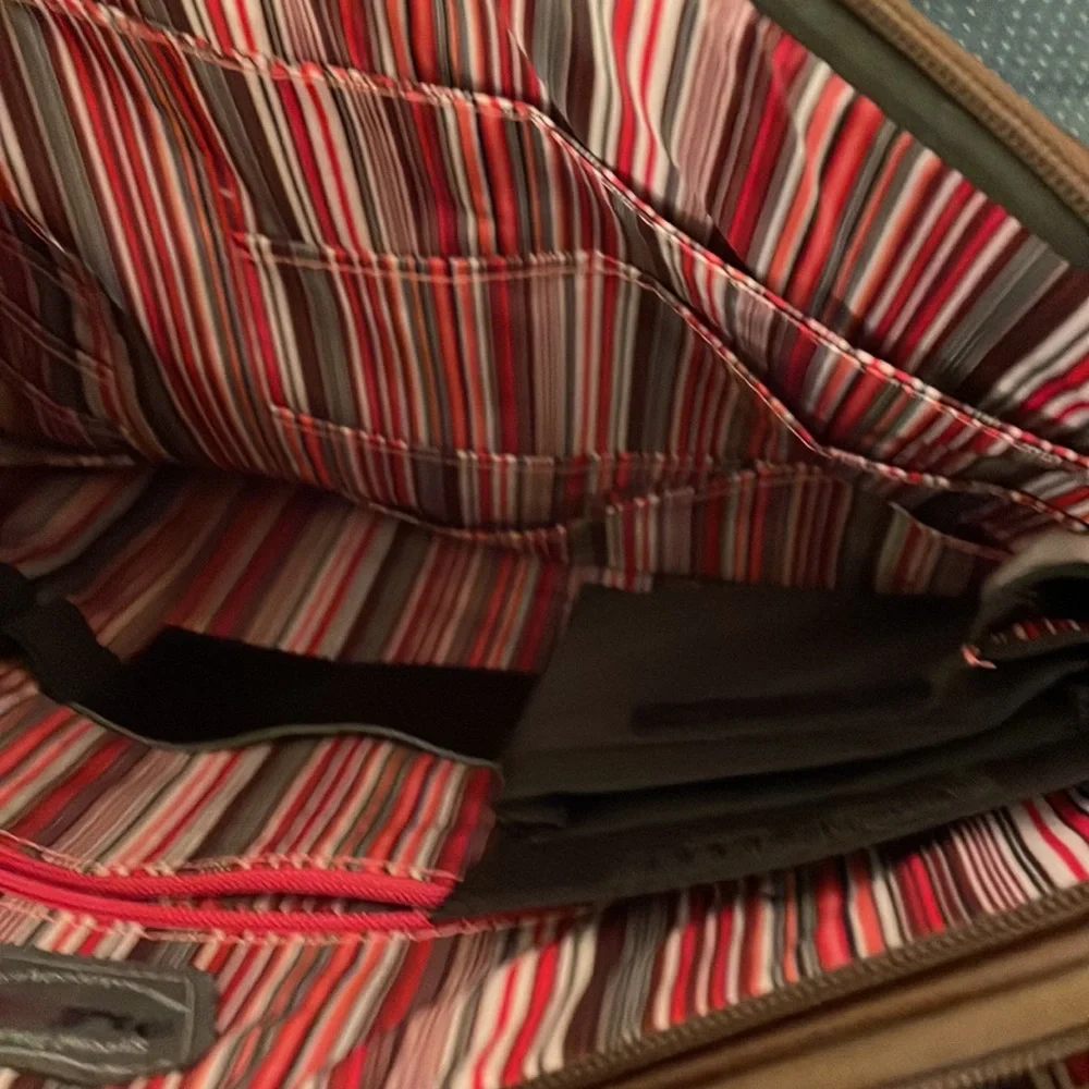 mobile edge amazing “carry